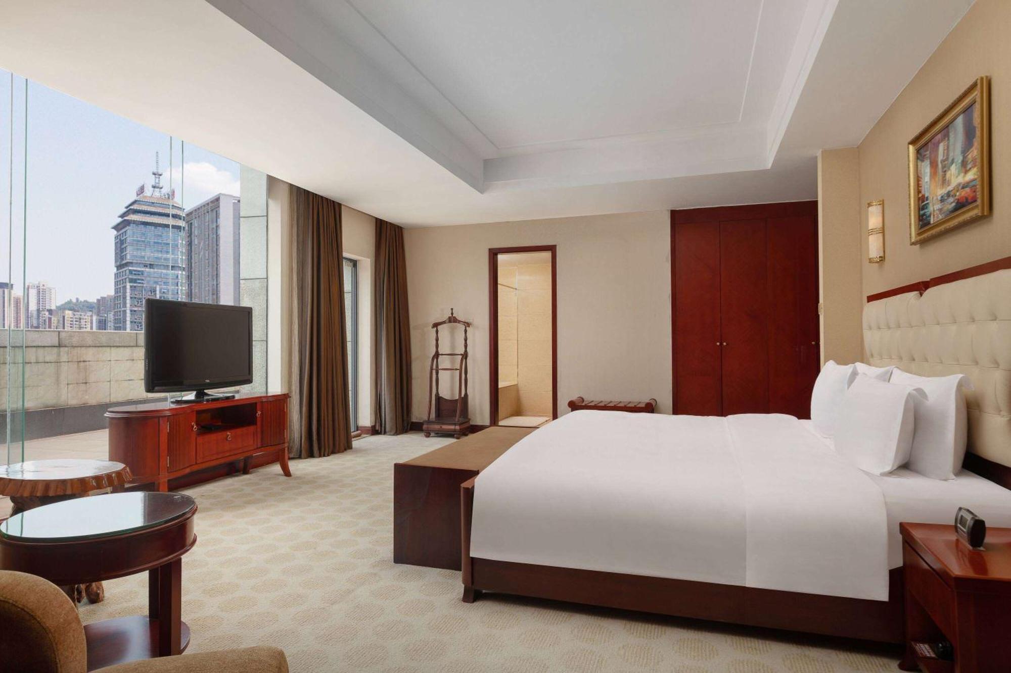 Ramada Plaza By Wyndham Chongqing West Hotel Exterior photo
