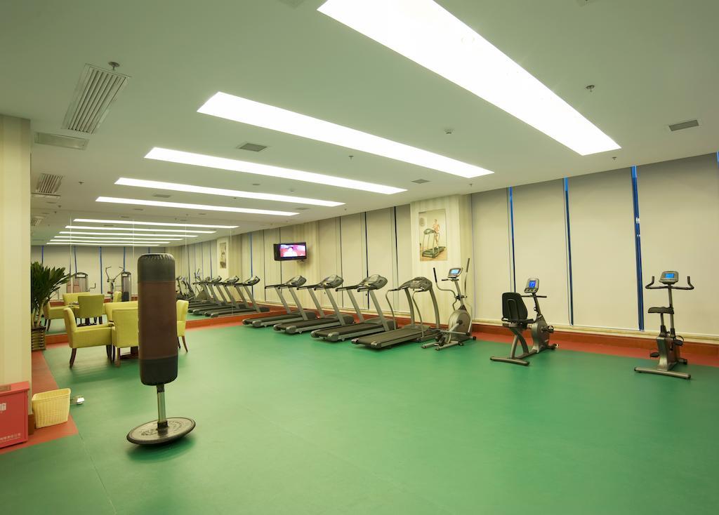 Ramada Plaza By Wyndham Chongqing West Hotel Exterior photo