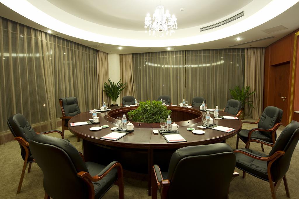 Ramada Plaza By Wyndham Chongqing West Hotel Exterior photo